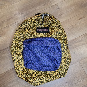 jansport leopard