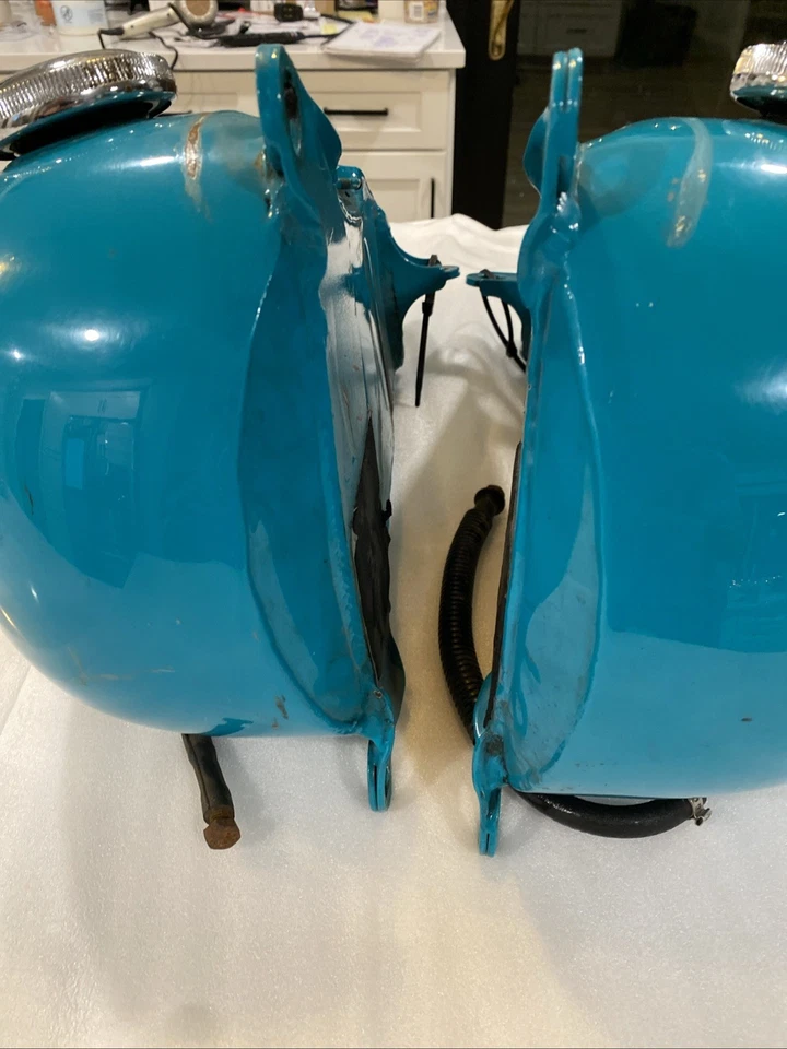 Harley-Davidson Split Tanks Fat Bob 5 Gal. NO RUST. - Image 4 of 4