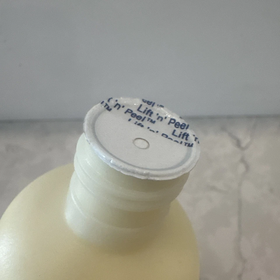 Kiehl's Creme de Corps Body Lotion 8.4oz/250ml with Cocoa Butter Sealed 18S500 - Image 4 of 4