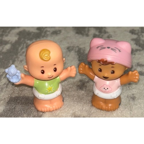 Fisher-Price Little People Snuggle & Play Babies & Furniture Set - Picture 5 of 6