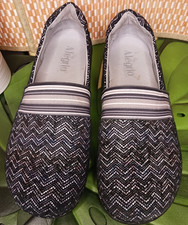 ALEGRIA  GLE 454 Slip Resistant Leather Slip-On  CHEVRON Womens EU 40 US 9.5