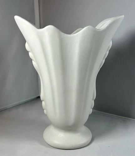 Shawnee Pottery Art Deco White Vintage Vase 7.75”