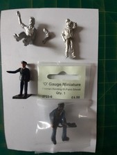 7x Assorted On30 / 1:48 Scale Railway Figures. Painted / Unpainted /  New / Used