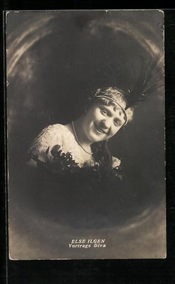 Opernsängerin Else Ilgen mit Federschmuck, Ansichtskarte 1915 