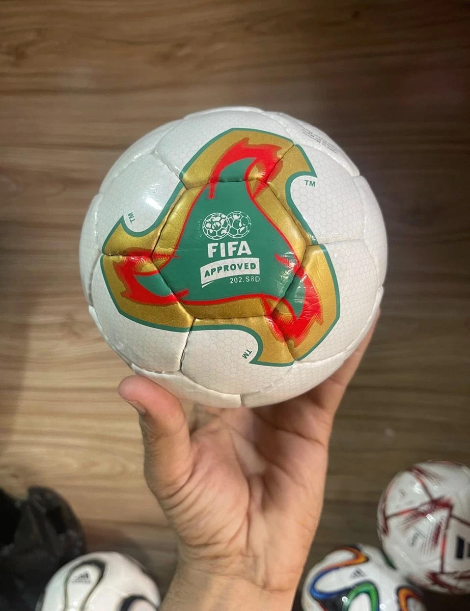 Preços baixos em World Cup 2002 em Bolas de Futebol | eBay