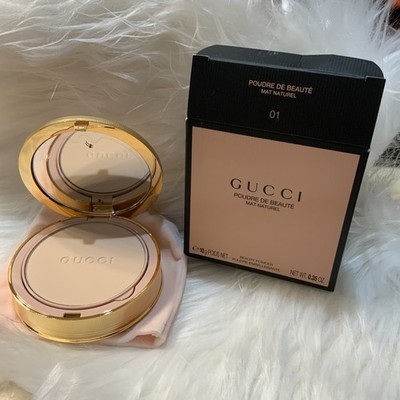 GUCCI POUDRE DE BEAUTÉ フェイスパウダー ファンデーション GUCCI Poudre De Beaute Mat Naturel Face Beauty Powder Shade 01 NIB