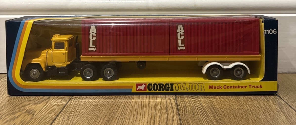 Corgi 1106, Mack container truck - Free Price Guide & Review