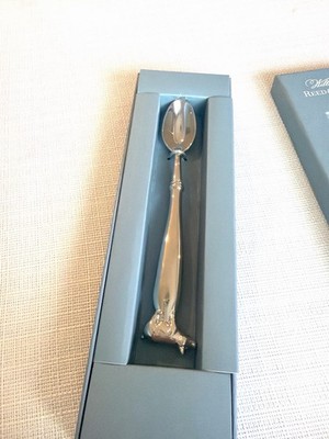 Reed & Barton Williamsburg Baby Spoon Farmyard Friends Pig Handle Infant Feeding