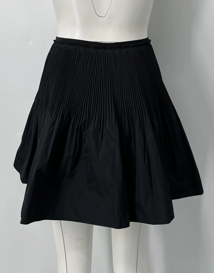 Minifalda roja Valentino negra facón tafetán crujiente talla 40 Foto 4 de 4