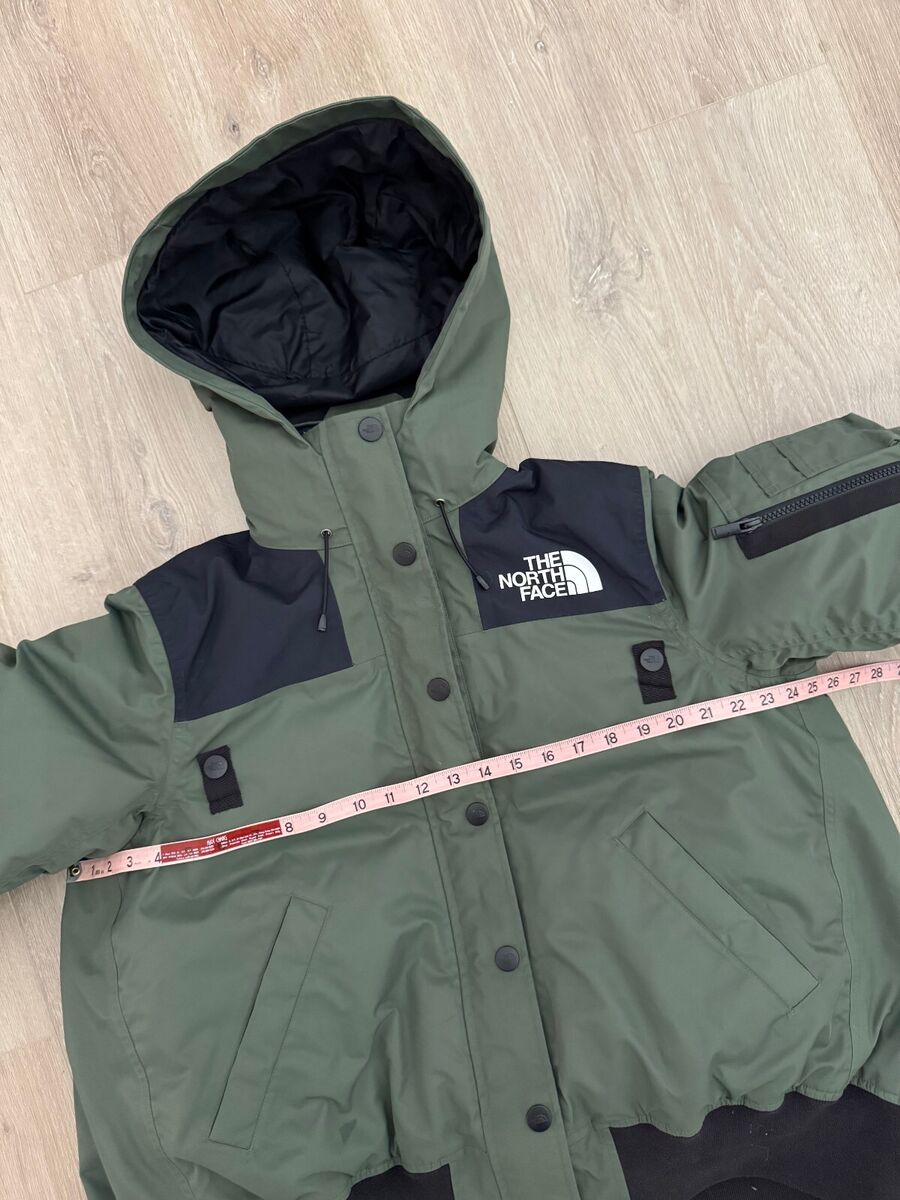 The North Face x Sacai Rare Green Down Puffer Bomber Jacket The North Face x Sacai Rare Green Down Puffer Bomber Jacket
