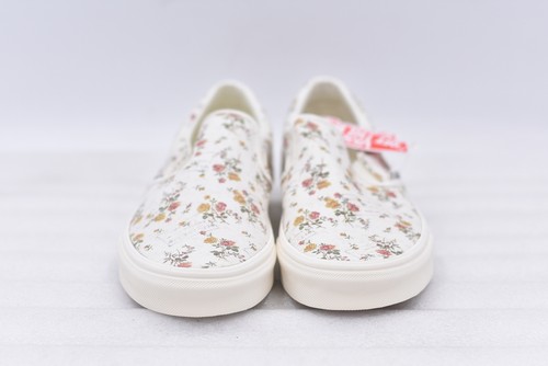 Zapatos de skate para mujer Vans clásicos con plantilla acolchada sin cordones en vintage floral, 9 - Imagen 2 de 6