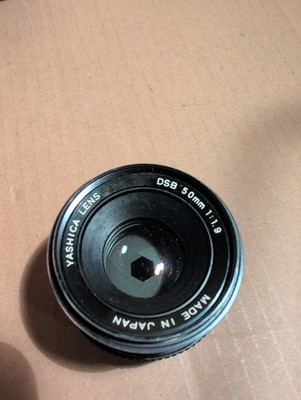 YASHICA Yashinon-DS Auto 50mm f1.9 - M42 Screw Mount Prime Lens