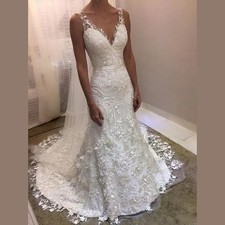 Customized  Backless V Neck Mermaid Wedding Dress Appliqued Lace Elegant Wedding