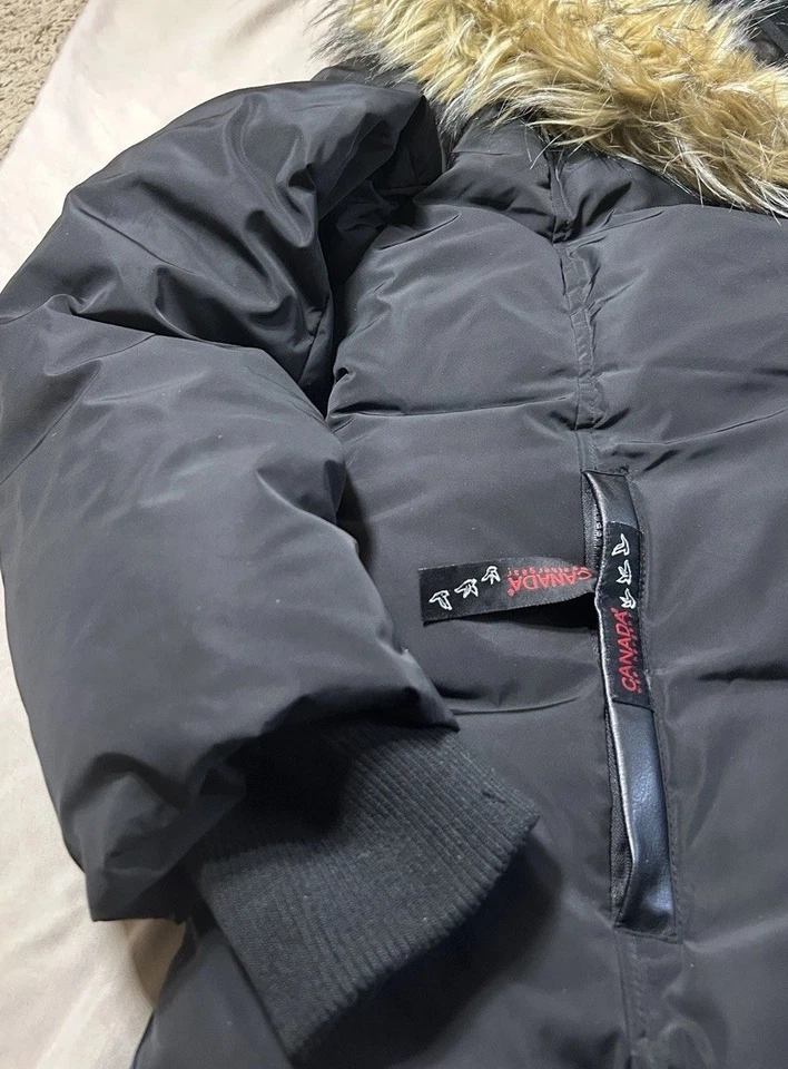 Canada Weather Gear Women's Winter Jacket Heavyweight Long Length Puffer size L - Image 2 of 4