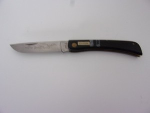 Case XX USA Sod Buster 4Dot 2138SS Folding PocketKnife3-3/4" Blade w/wood handle