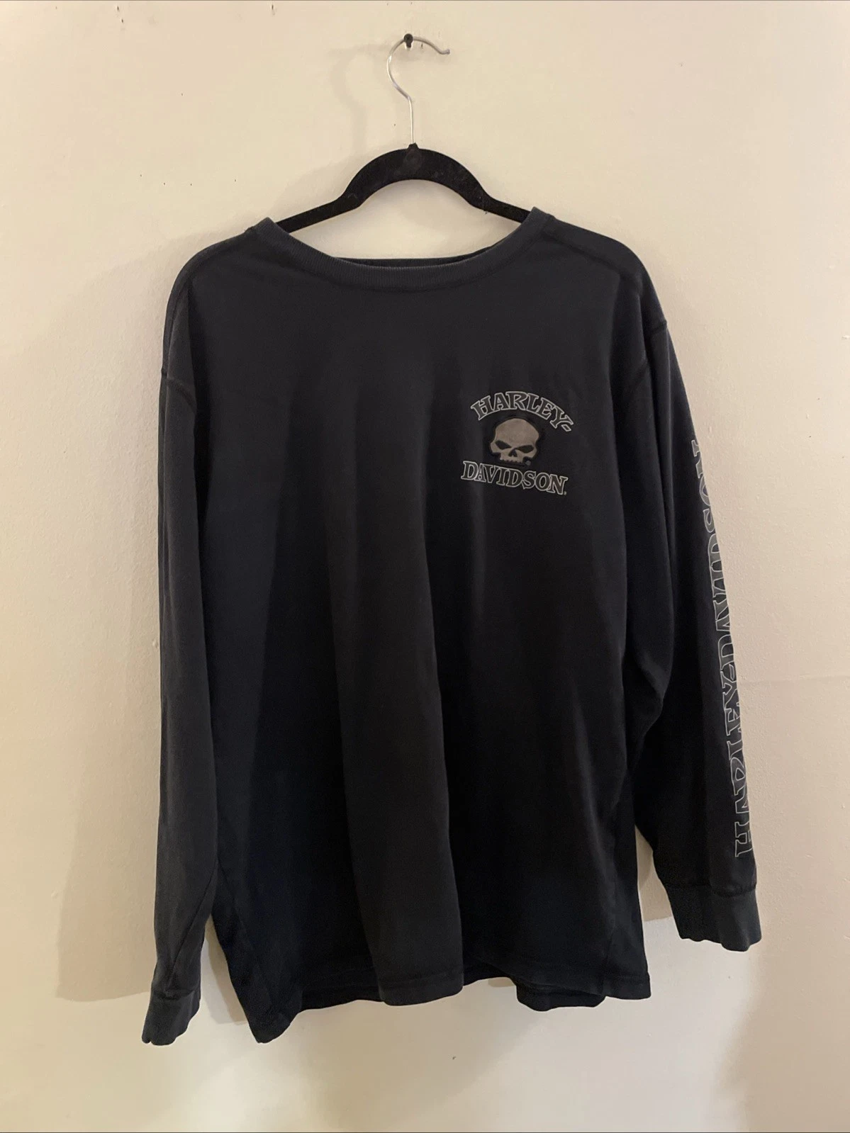Harley Davidson Men's Size XL Black Willie G Skull Long Sleeve Raised Logo Tee