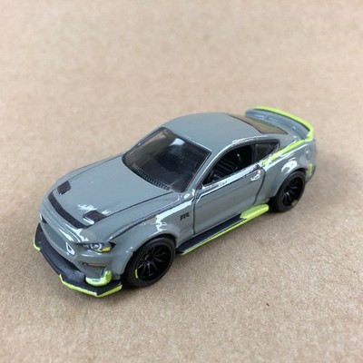 Hot Wheels Premium Slide Street 2 2018 Ford Mustang RTR 5/5 1:64 Diecast Loose