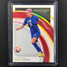 2022-23 Immaculate Megan Rapinoe Base Holo Gold 5/10