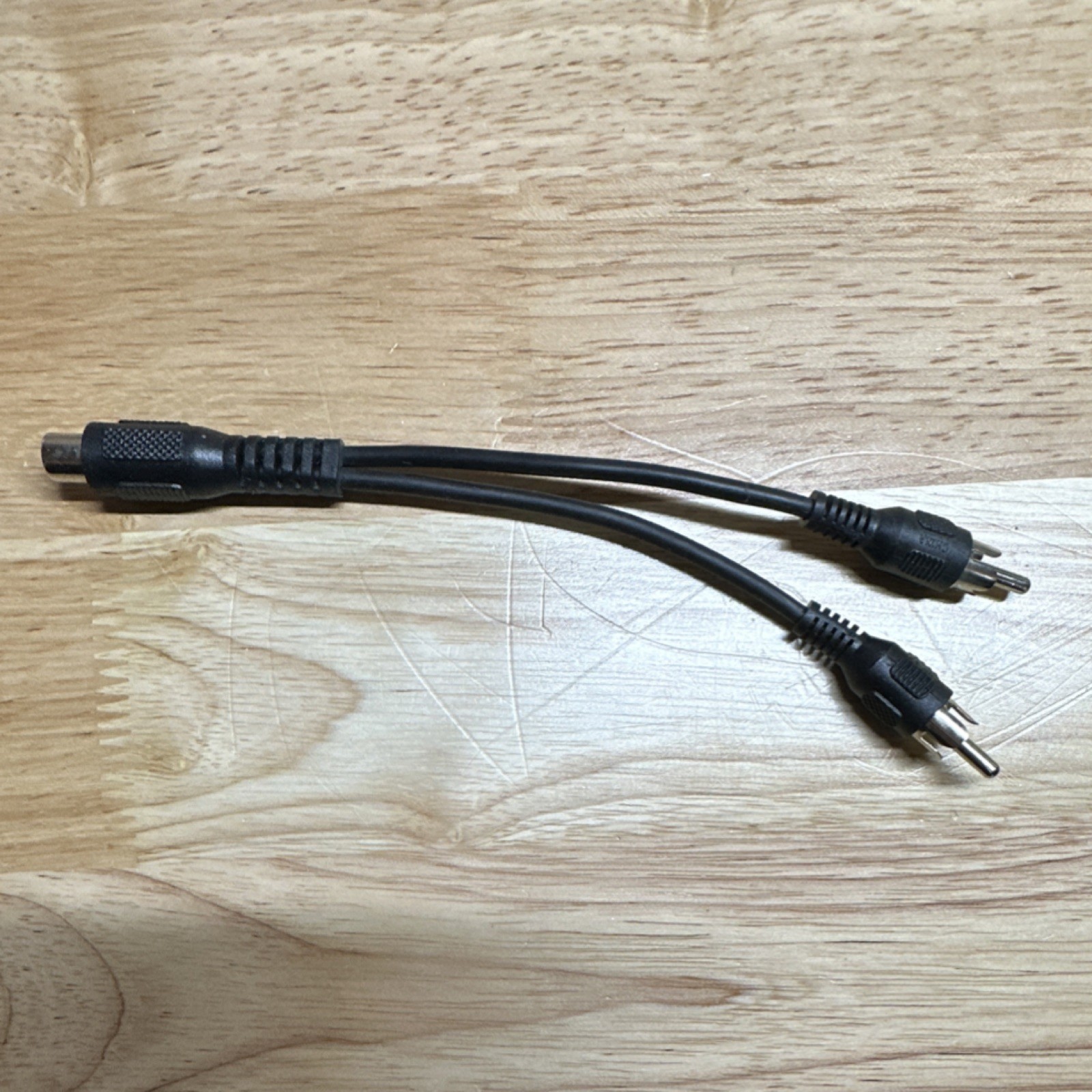 Black RCA Female to Dual RCA Male 1:2 Splitter Cable 