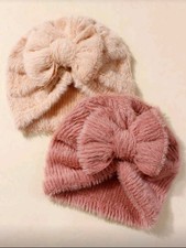 Great Condition! 2pcs Cute Fluffy Bow Baby Hat Set Autumn/Winter 0-3years