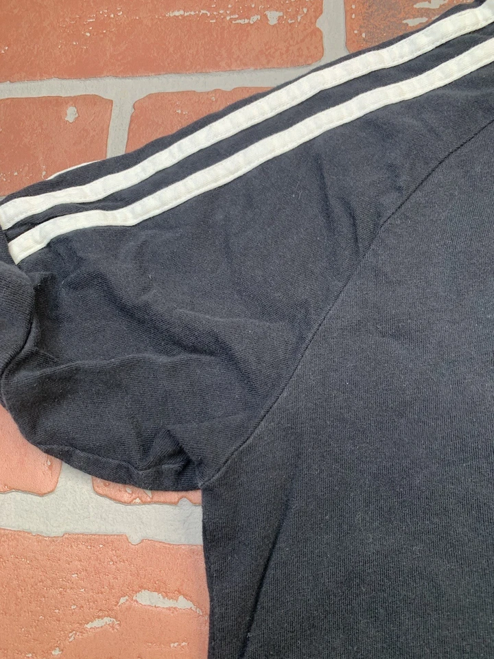 Camiseta Adidas Negra Niños Talla 11-12Y Manga Corta Logo con Clásico 3 Rayas Blancas Foto 4 de 4