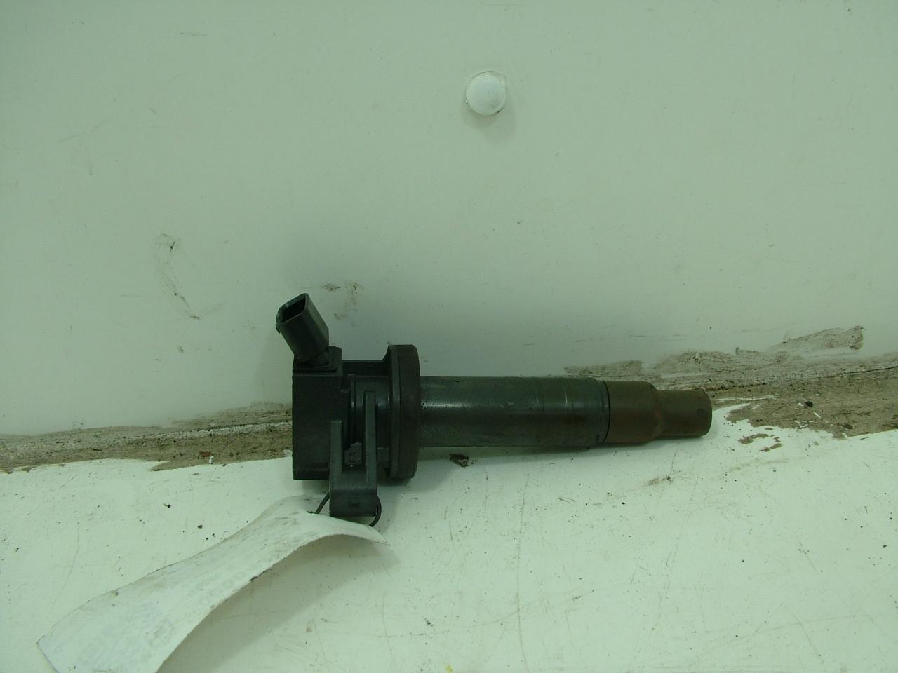 Toyota Aygo Ignition Coil Pack 4 Pin Plug Mk1 1.0 Petrol 20052010 eBay