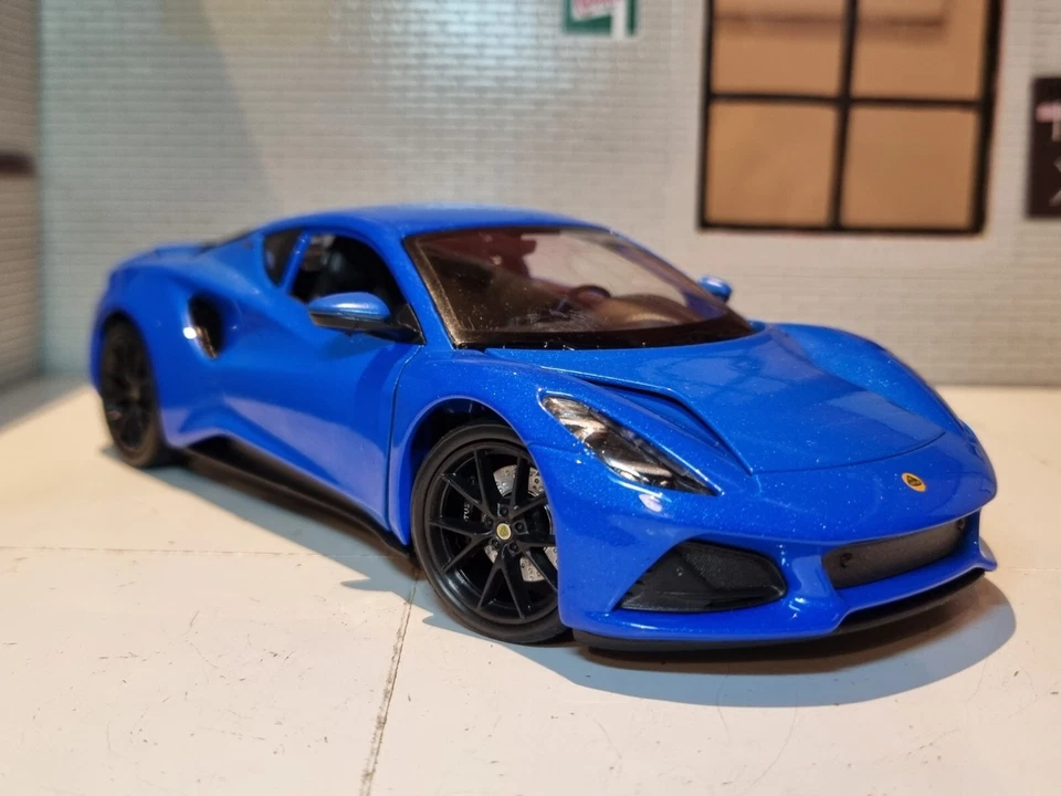 Lotus Emira Blue 2022 Welly Detailed Diecast 1:24 Scale Model Car New BNIB 24115 - Image 3 of 4