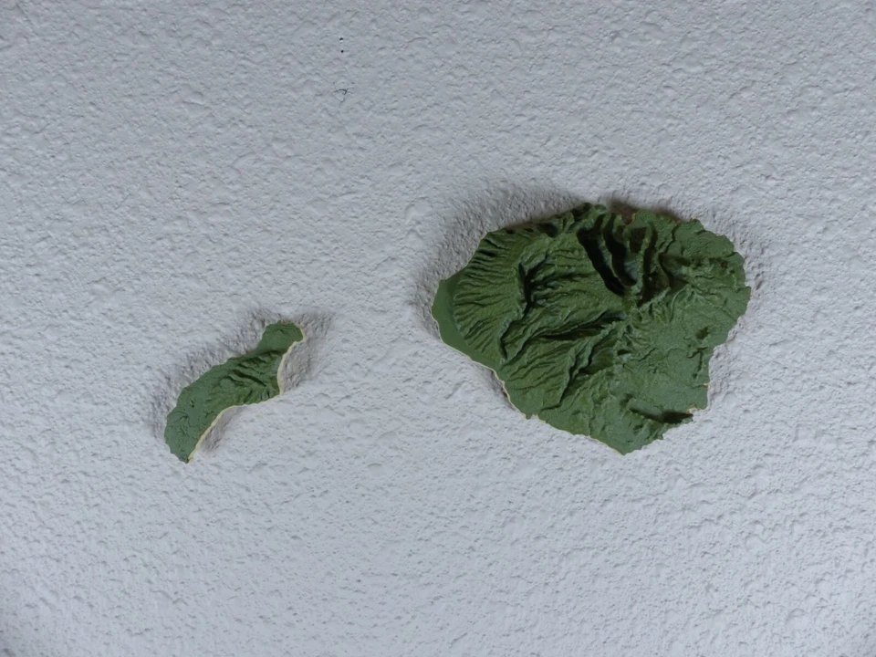 Hawaiian Islands 3D Printed Wall Art, Homemade Gift for Island Life Dreamers - Image 3 of 4