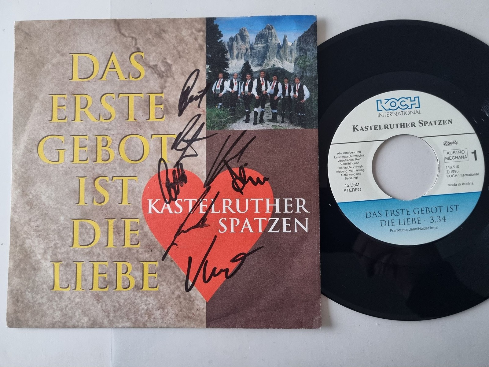 Kastelruther Spatzen - Das Erste Gebot Ist Die Liebe 7'' Vinyl Austria SIGNIERT