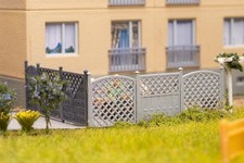 Faller 180398 Privacy Fence - Track Width H0