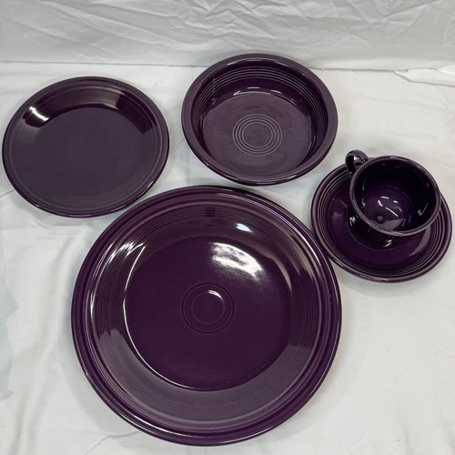 Fiesta Ware Mulberry Retired 5 Piece Place Setting 830 343 Plates Bowl Salad NIB