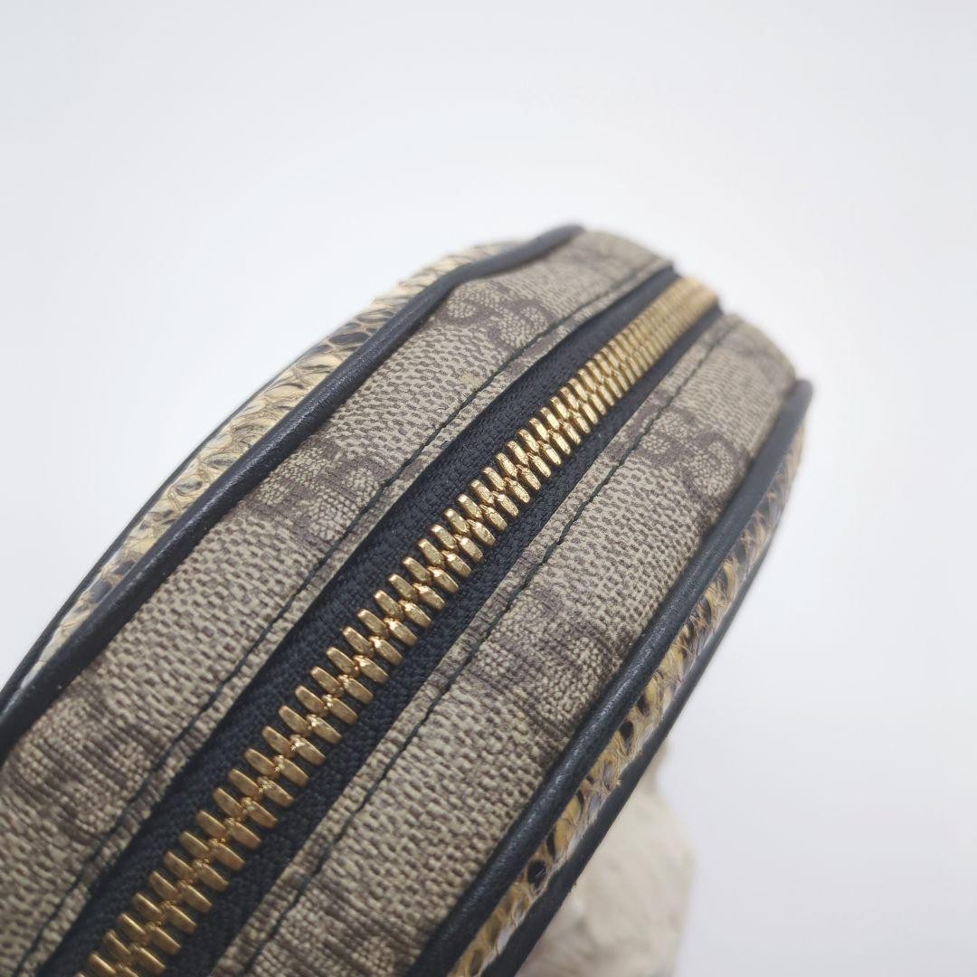 Gucci Wolf Python Shoulder Bag Chain Pearl Gold U… - image 11