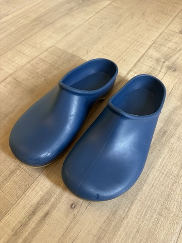 Sloggers Women's Garden Clogs Blue Size 7 Slip On Made In USA Gardening