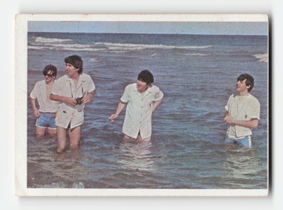 1964 Topps Beatles Color #33 Ringo, George, John, Paul - John Speaking Very Good