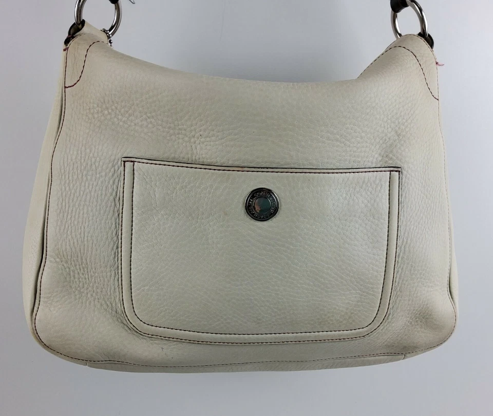 蔻驰 8A39 切尔西鹅卵石皮革旋转锁流浪汉米色单肩包手提包钱包  — 第 3/4 张图片