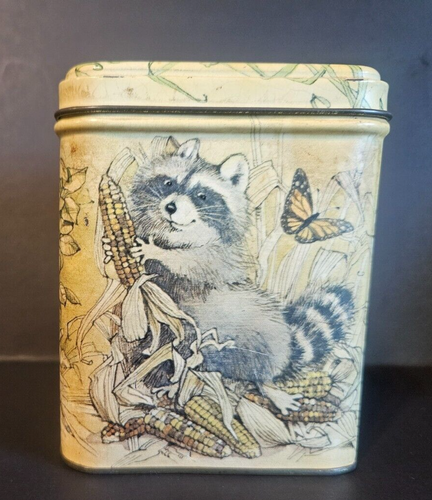 Vintage Hallmark Tin Coin Bank, Squirrels, Racoon. Beaver. & mouse See photo