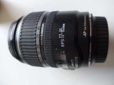 Canon EF-S 17-85 mm F/4.0-5.6 IS USM Objektiv