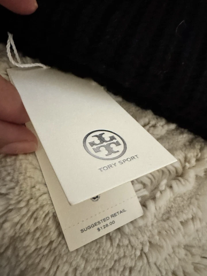 Beannie Tory Burch - negra Foto 3 de 4