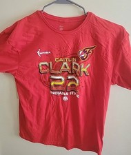 Indiana Fever Womenโs Basketball Caitlin Clark # 22 Red XL Tshirt WNBA