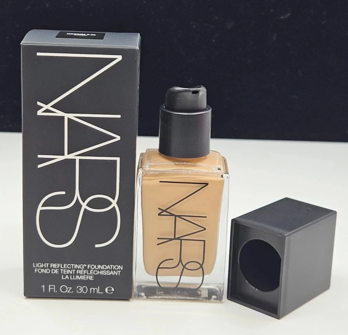 Nars Light Reflecting Foundation ~ LANAI Medium 2.25 ~ 30 ml / 1 fl oz - NEW