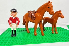 LEGO 7585 Belville Horse Stable 100% Verified Complete w Manuals Animals