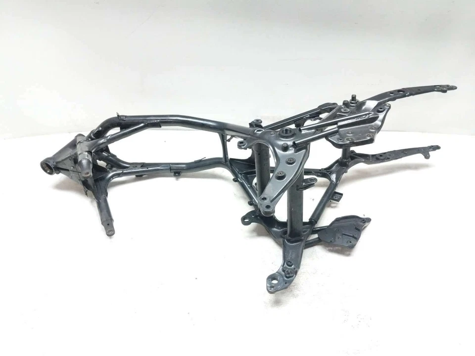 04-09 Chasis cuadro principal Triumph Rocket 3 III RECTO SLVG 2079253 Foto 4 de 4