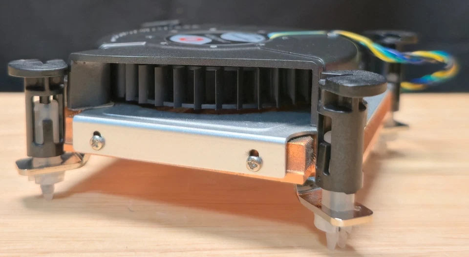 Dynatron 1U CPU Cooler Heatsink Fan DB127515BM-A LGA 1150 1151 1155 1156 4PIN - Image 2 of 4