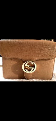 Gucci Interlocking G Shoulder Bag - Beige