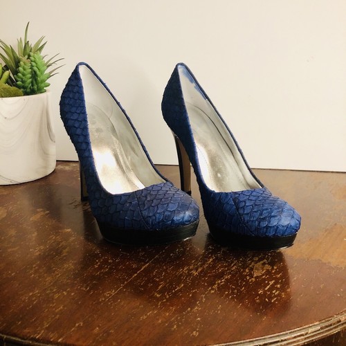 Größe 6,5 Calvin Klein Damenschuhe 90er Jahre blau Fischhaut Leder hoher Absatz
