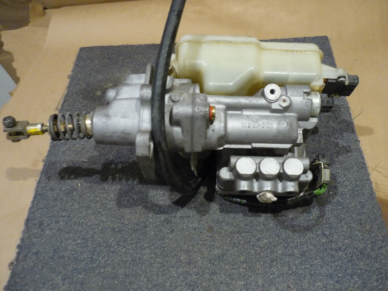 Ferrari MONDIAL T- 348,355 ABS PUMP, Hydraulic Control Station  - P/N 70000768