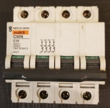 Disjoncteur Merlin Gérin C60N 4P. 10A 400V Courbe C Réf 24227