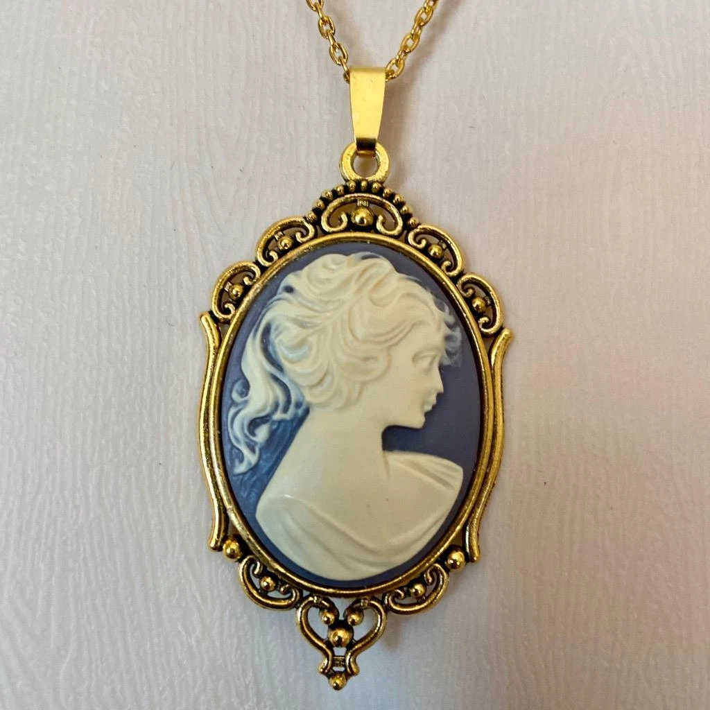 Blue cameo necklace deals