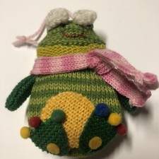 Green Frog Finished Handmade Amigurumi Crochet Doll Vintage