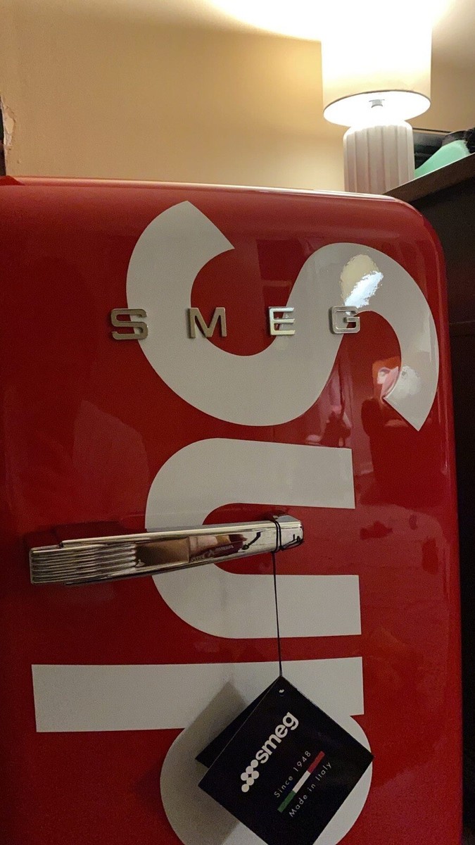 Smeg Mini Fridge
